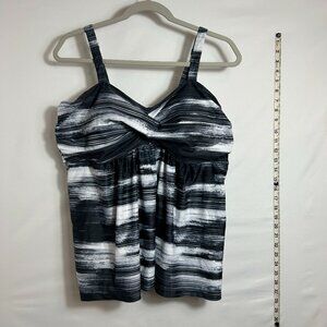 LALAGEN black and white plus size built-in padded bra‎ tankini top XXL